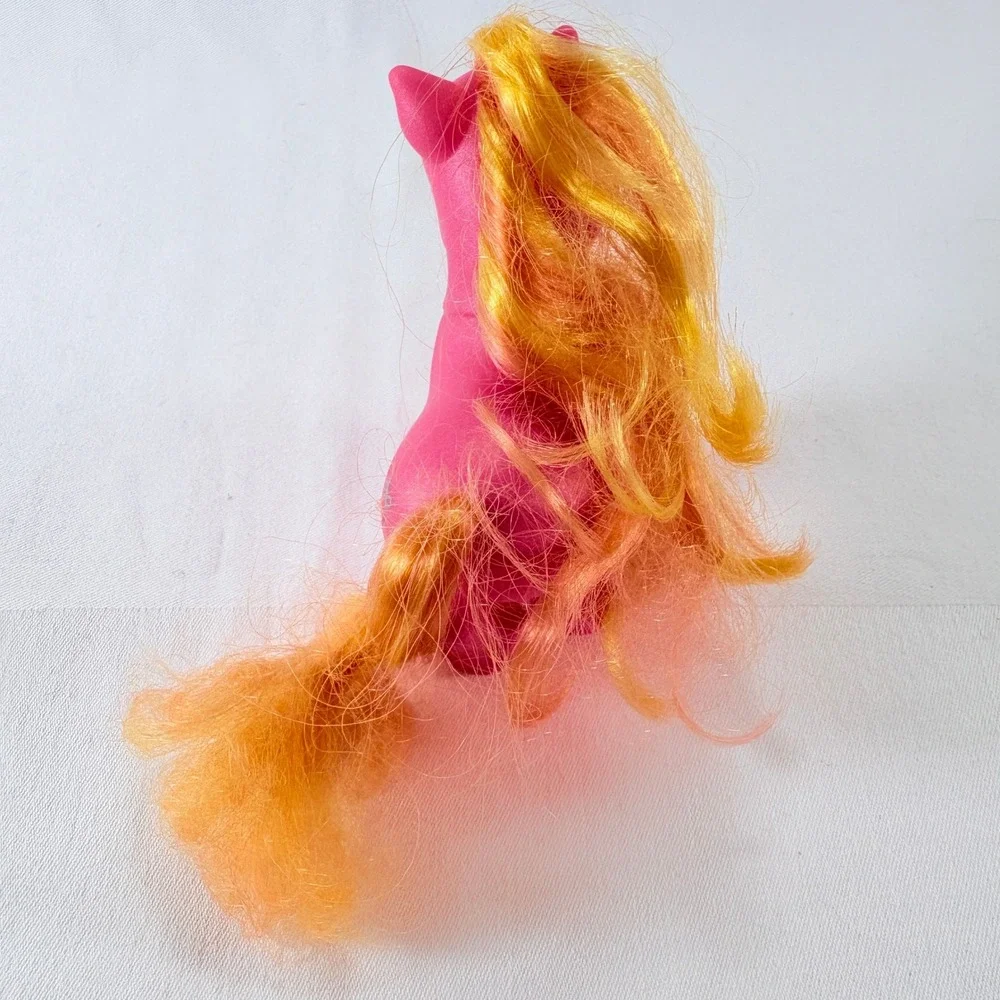 Vintage Hasbro 2002 My Little Pony G3 Amberlocks Pink Yellow Hair Blue Eyes